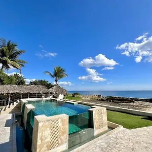 4* Hotel Tritón Boutique&restaurant