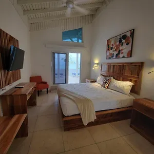 https://merrils-deluxe-at-veraclub.hotelsnegriljamaica.com
